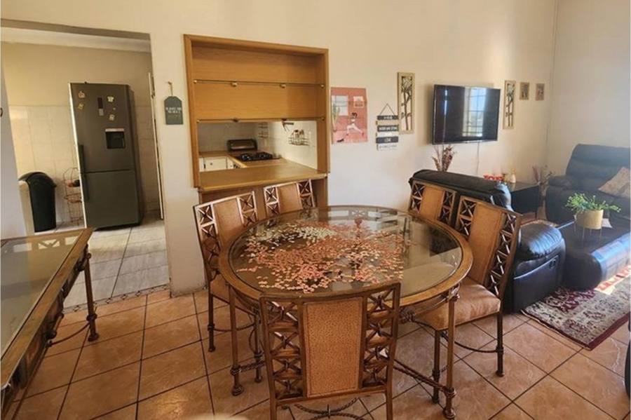 3 Bedroom Property for Sale in Radiokop Gauteng