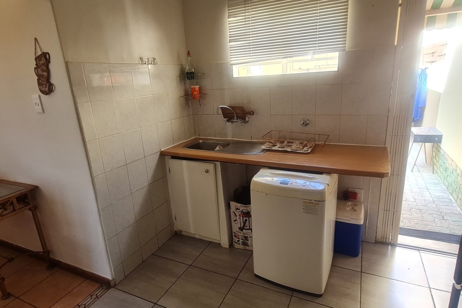 3 Bedroom Property for Sale in Radiokop Gauteng