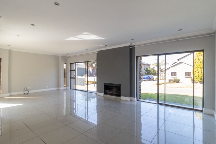 To Let 4 Bedroom Property for Rent in Tijger Valley Gauteng