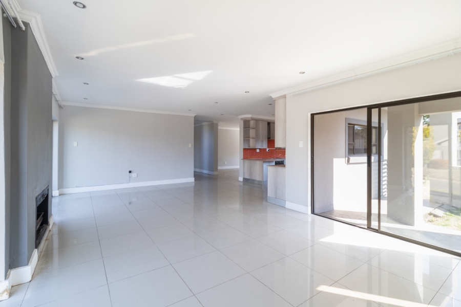 To Let 4 Bedroom Property for Rent in Tijger Valley Gauteng