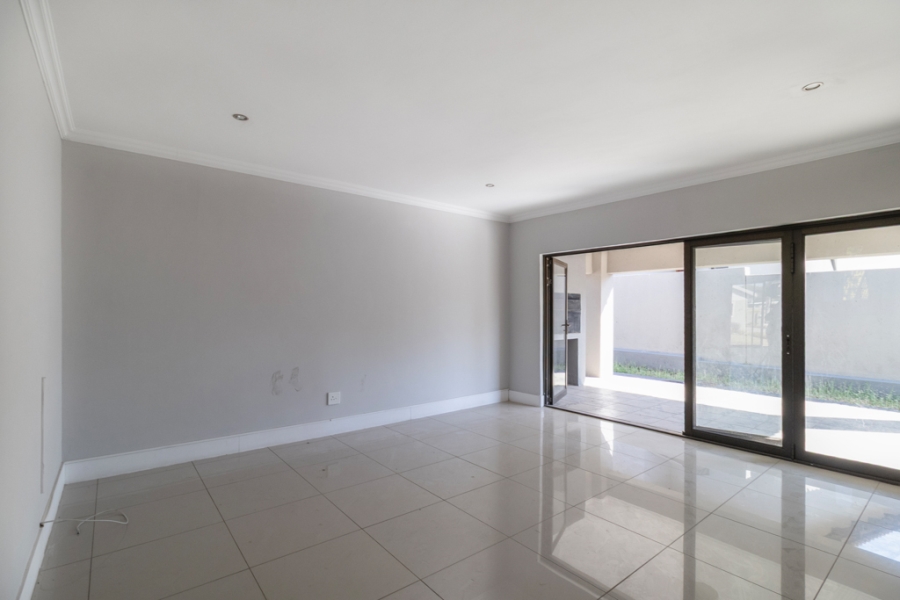 To Let 4 Bedroom Property for Rent in Tijger Valley Gauteng