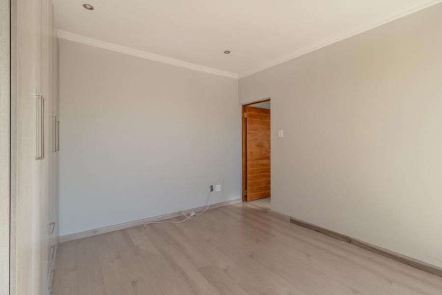 To Let 4 Bedroom Property for Rent in Tijger Valley Gauteng