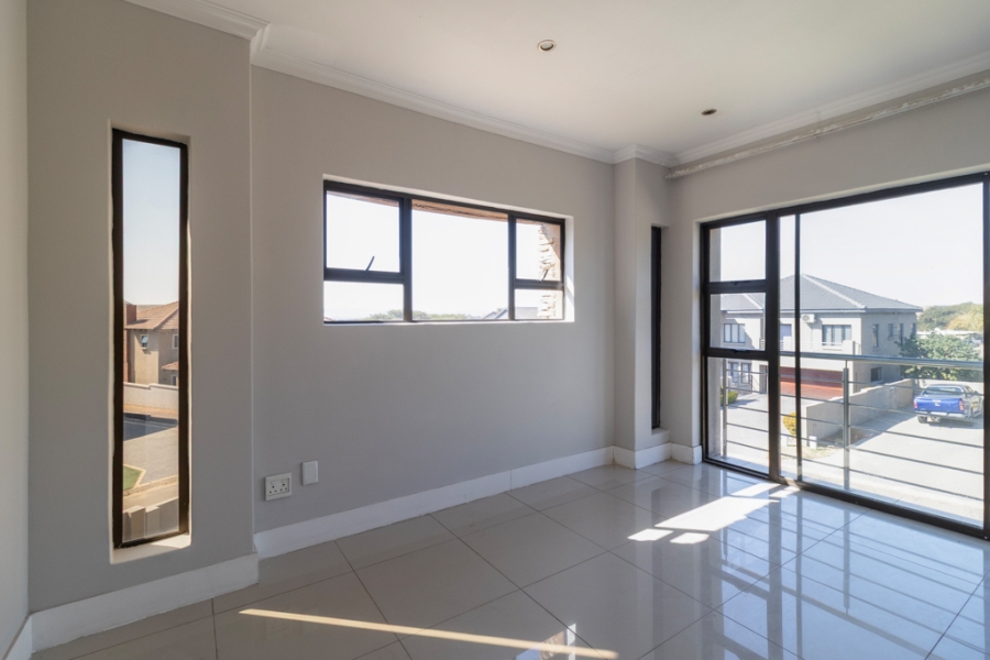 To Let 4 Bedroom Property for Rent in Tijger Valley Gauteng
