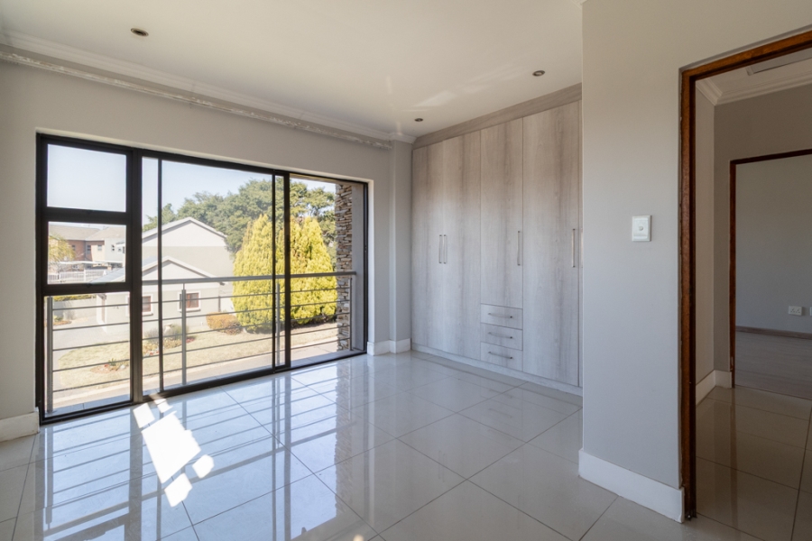 To Let 4 Bedroom Property for Rent in Tijger Valley Gauteng