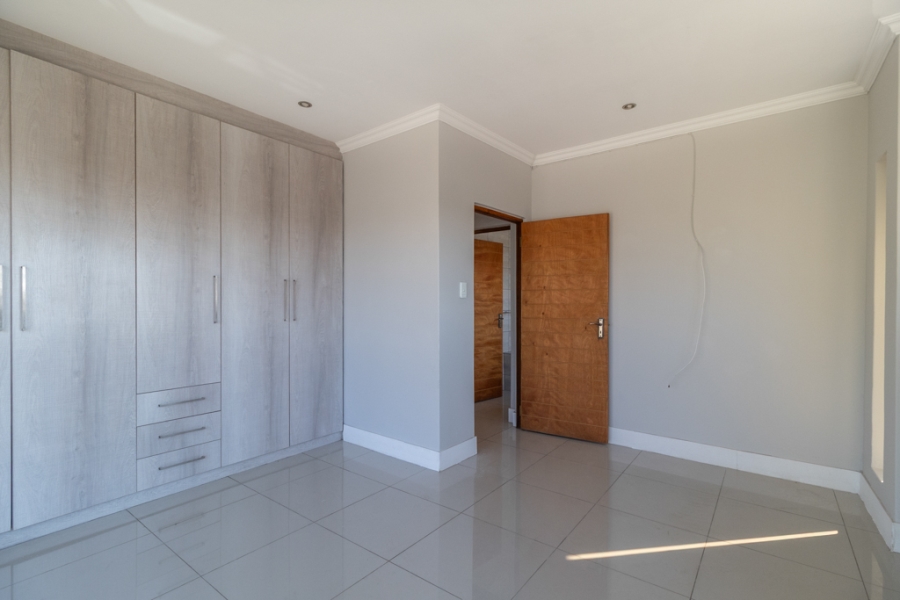 To Let 4 Bedroom Property for Rent in Tijger Valley Gauteng