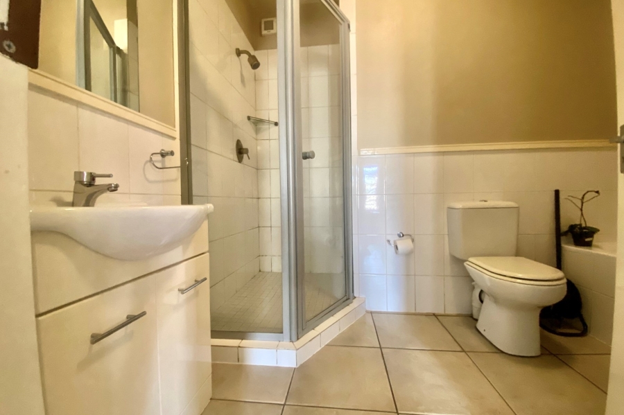 2 Bedroom Property for Sale in Bryanston Gauteng