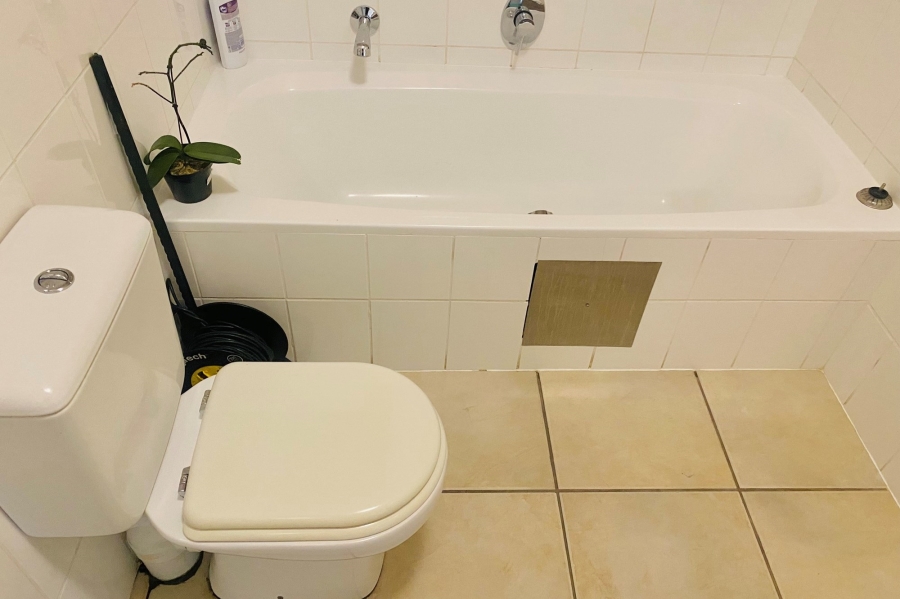2 Bedroom Property for Sale in Bryanston Gauteng