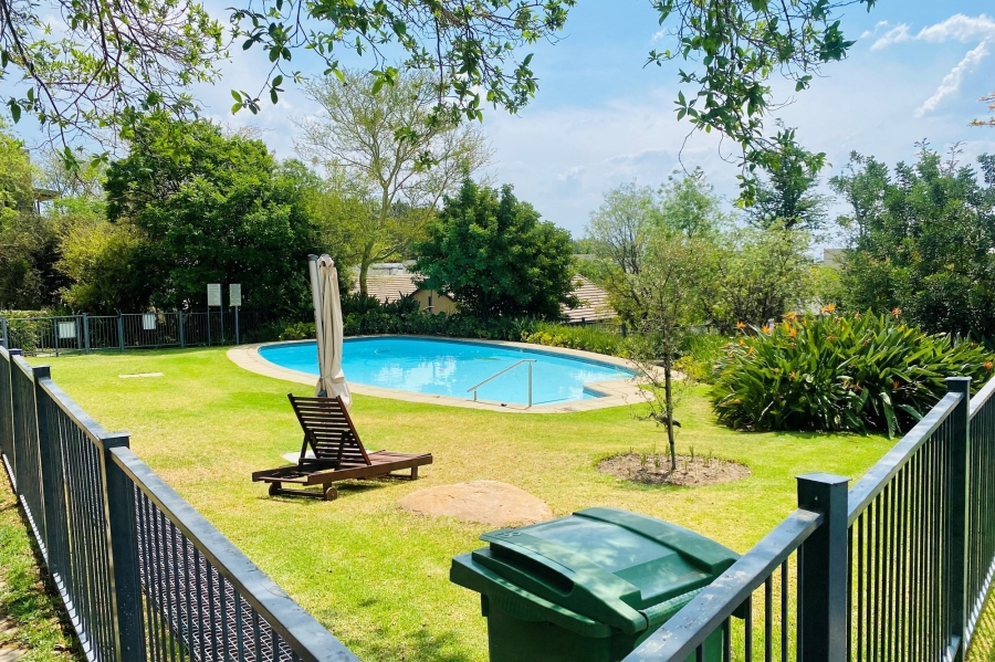 2 Bedroom Property for Sale in Bryanston Gauteng