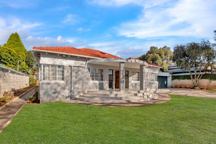 3 Bedroom Property for Sale in Greenside Gauteng