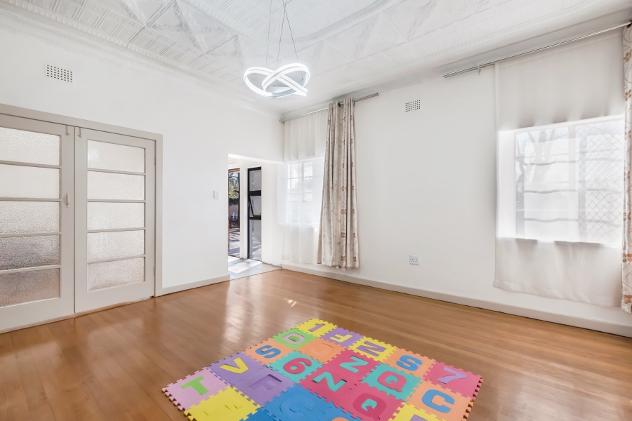 3 Bedroom Property for Sale in Greenside Gauteng