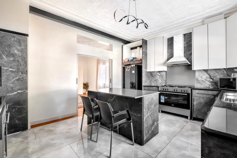 3 Bedroom Property for Sale in Greenside Gauteng