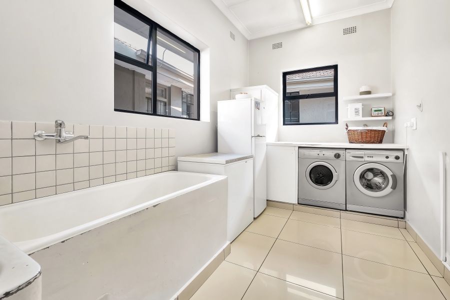 4 Bedroom Property for Sale in Greenside Gauteng