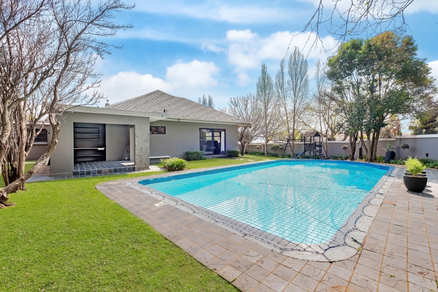 4 Bedroom Property for Sale in Greenside Gauteng