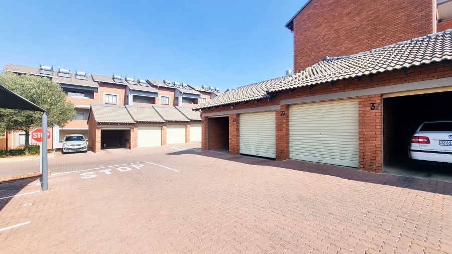 2 Bedroom Property for Sale in Sagewood Gauteng