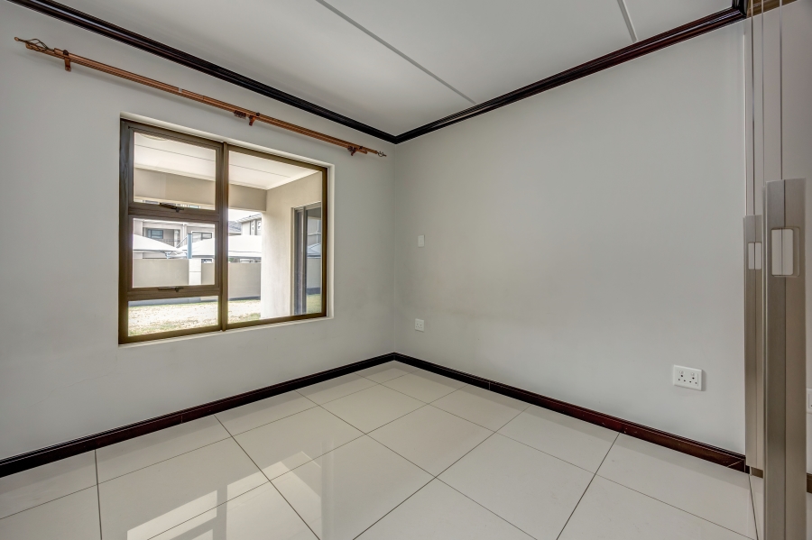 To Let 3 Bedroom Property for Rent in Broadacres Gauteng