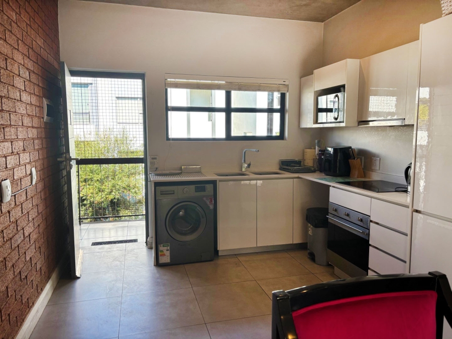 1 Bedroom Property for Sale in Melrose North Gauteng