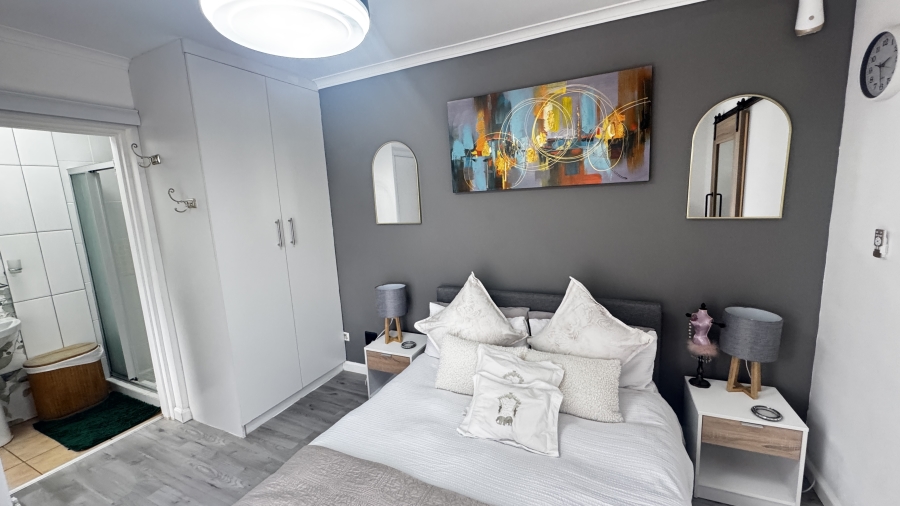 To Let 1 Bedroom Property for Rent in Beverley Gauteng