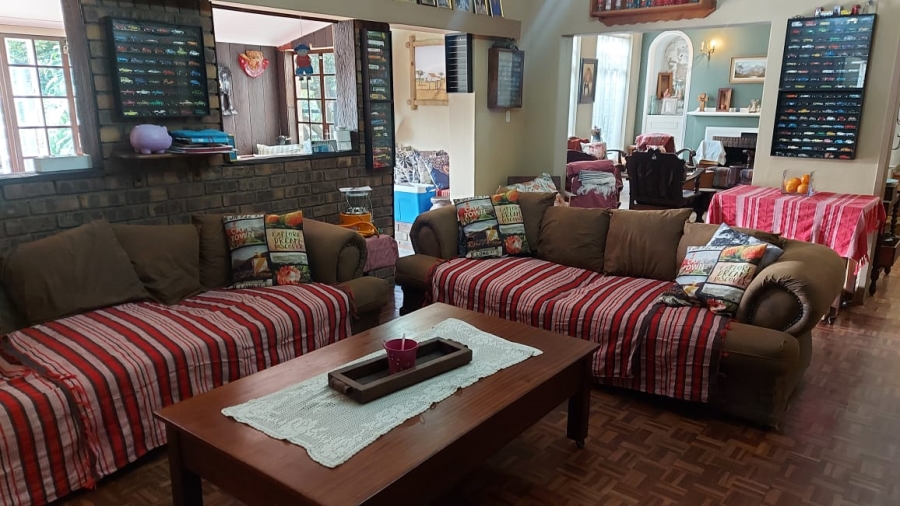 5 Bedroom Property for Sale in Selcourt Gauteng