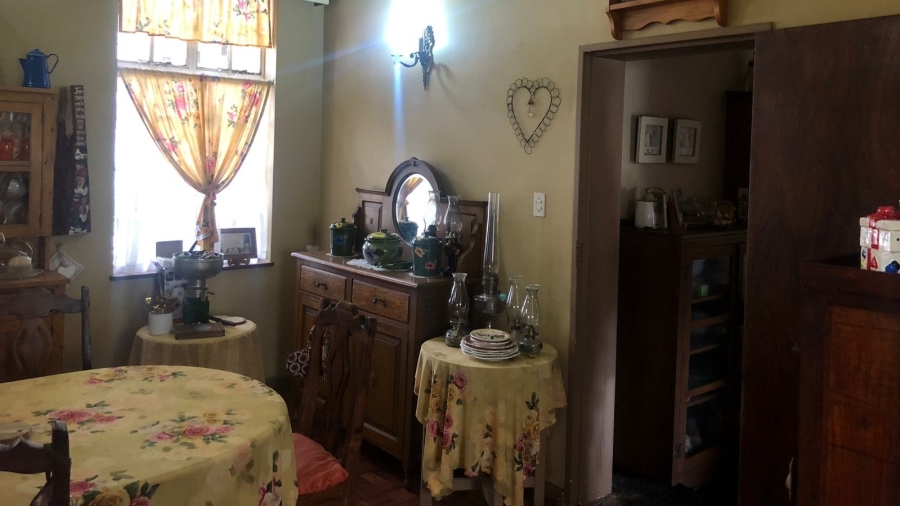 5 Bedroom Property for Sale in Selcourt Gauteng