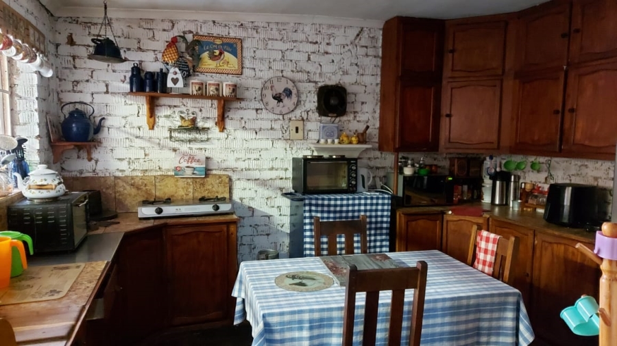 5 Bedroom Property for Sale in Selcourt Gauteng