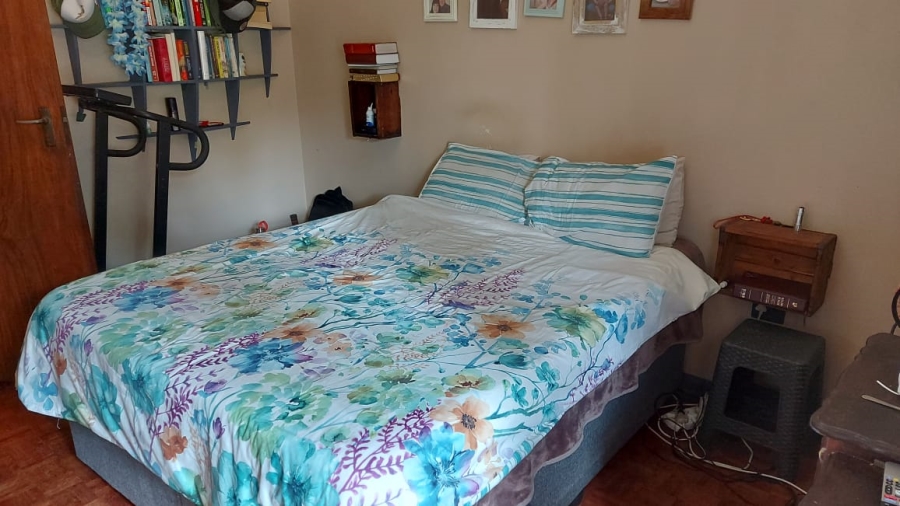 5 Bedroom Property for Sale in Selcourt Gauteng