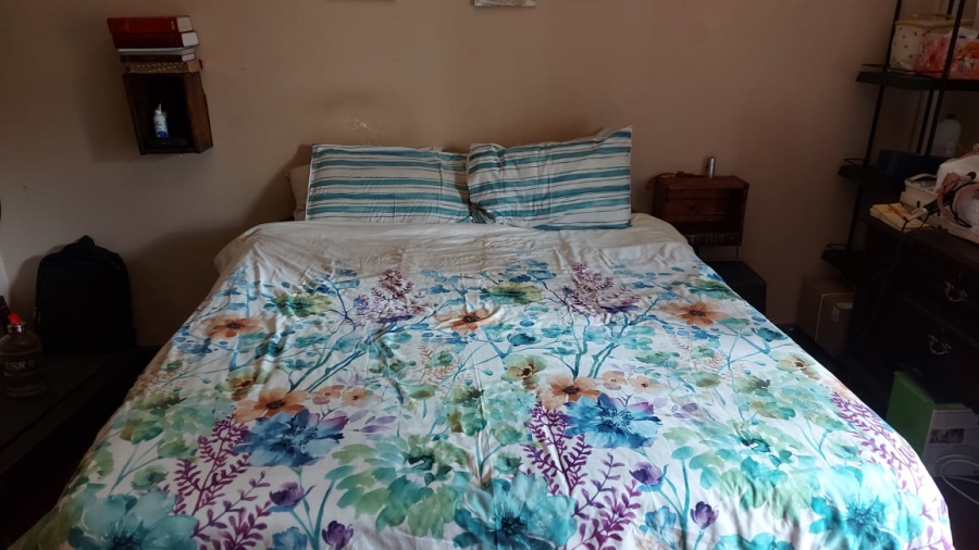 5 Bedroom Property for Sale in Selcourt Gauteng