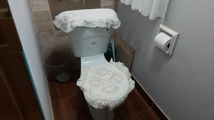 5 Bedroom Property for Sale in Selcourt Gauteng