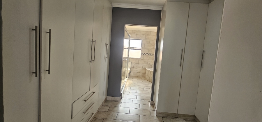 4 Bedroom Property for Sale in Brakpan North Gauteng