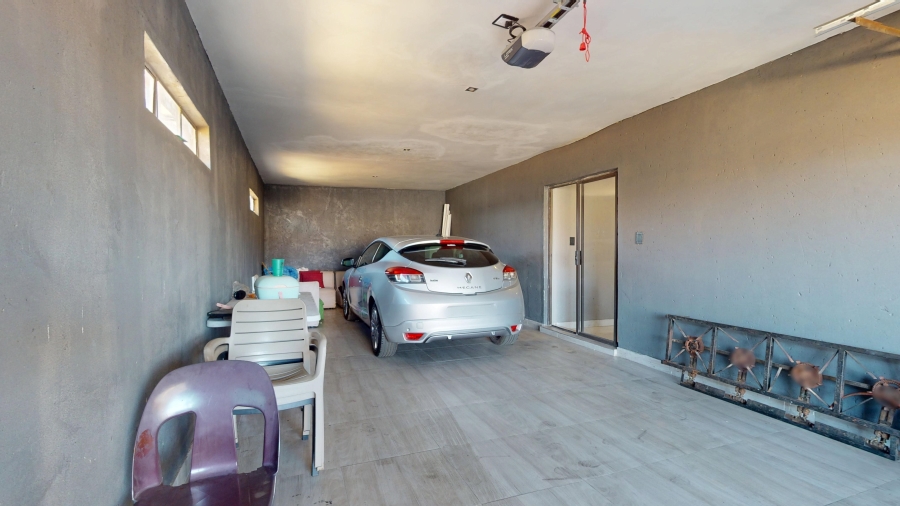 4 Bedroom Property for Sale in Alliance Gauteng