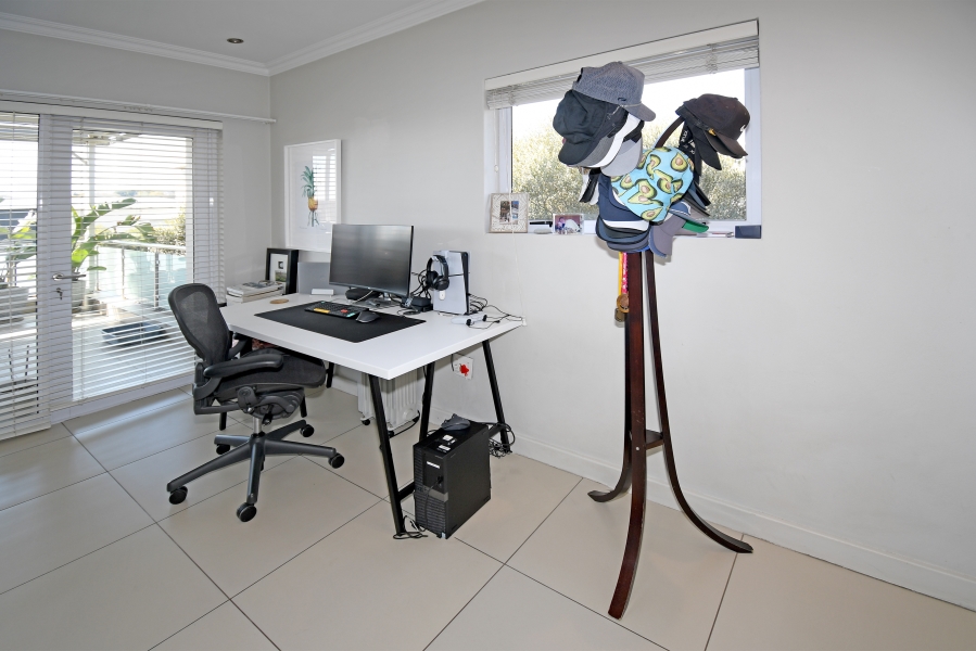 2 Bedroom Property for Sale in Craighall Park Gauteng