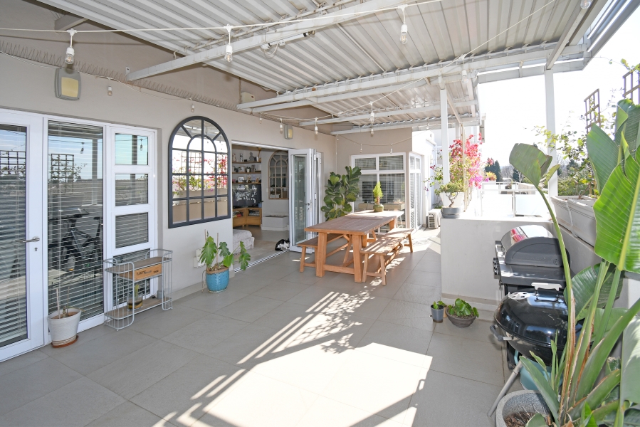 2 Bedroom Property for Sale in Craighall Park Gauteng