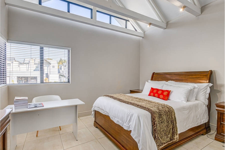 4 Bedroom Property for Sale in Broadacres Gauteng