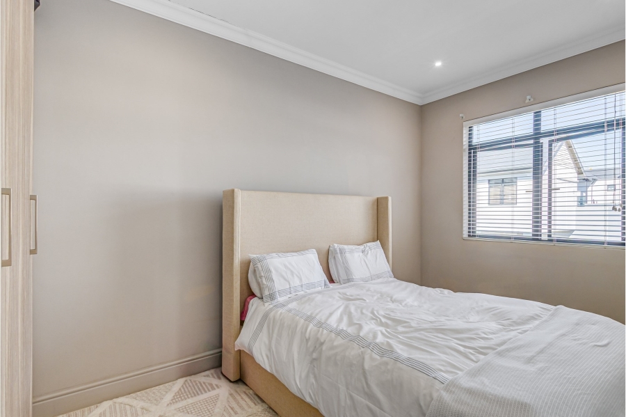 4 Bedroom Property for Sale in Broadacres Gauteng