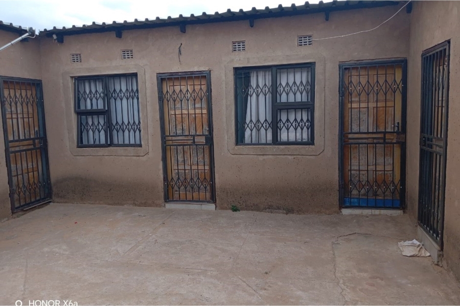 2 Bedroom Property for Sale in Lakeside Gauteng
