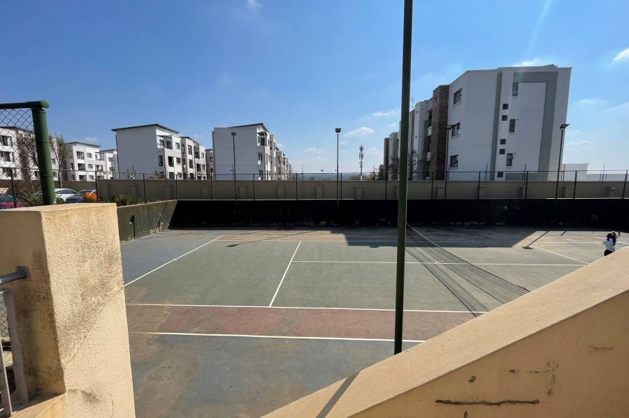 To Let 2 Bedroom Property for Rent in Ferndale Gauteng