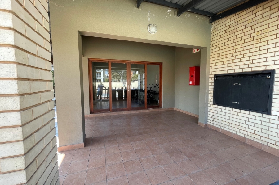 To Let 2 Bedroom Property for Rent in Ferndale Gauteng