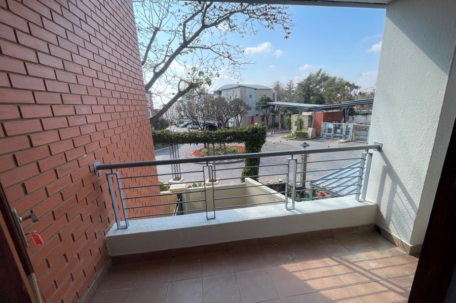 To Let 2 Bedroom Property for Rent in Ferndale Gauteng