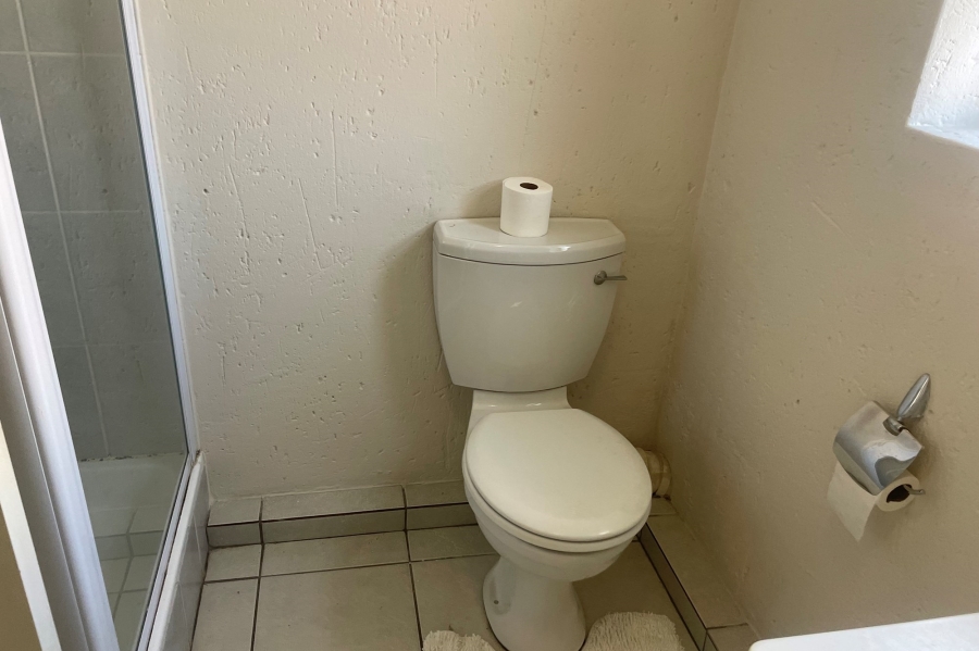 To Let 2 Bedroom Property for Rent in Ferndale Gauteng