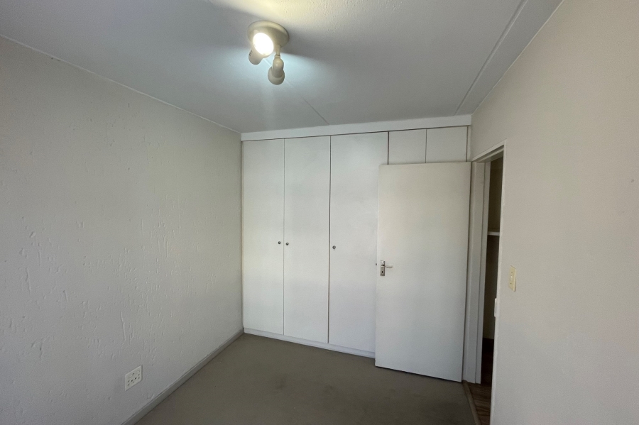 To Let 2 Bedroom Property for Rent in Ferndale Gauteng