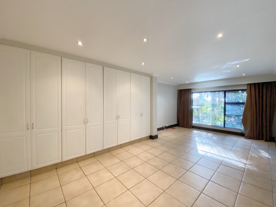 5 Bedroom Property for Sale in Bedfordview Gauteng