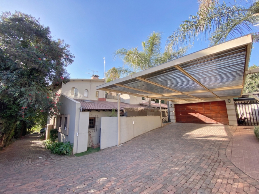 5 Bedroom Property for Sale in Bedfordview Gauteng