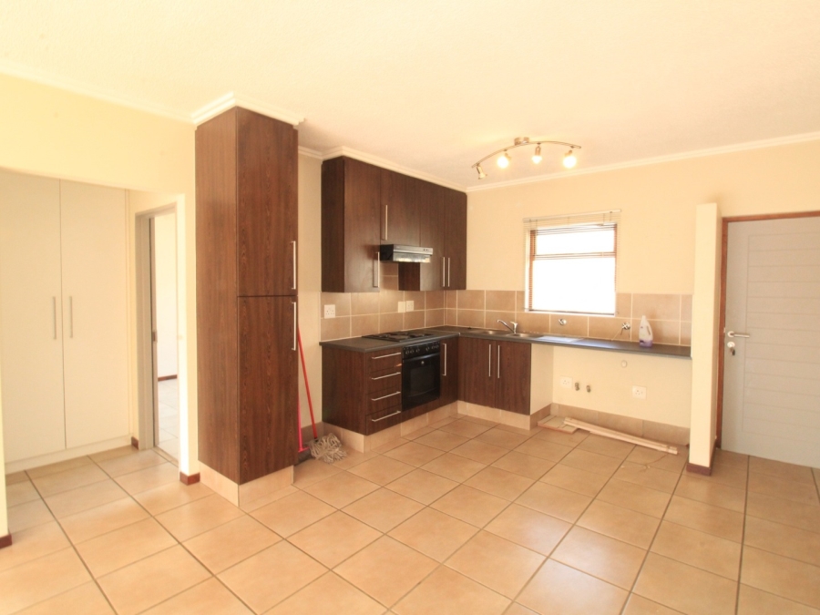 2 Bedroom Property for Sale in Lonehill Gauteng