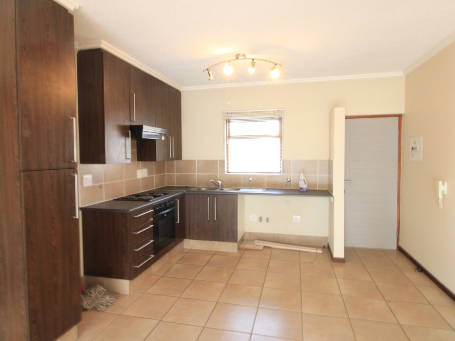 2 Bedroom Property for Sale in Lonehill Gauteng