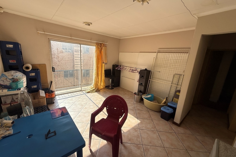 2 Bedroom Property for Sale in Greenhills Gauteng