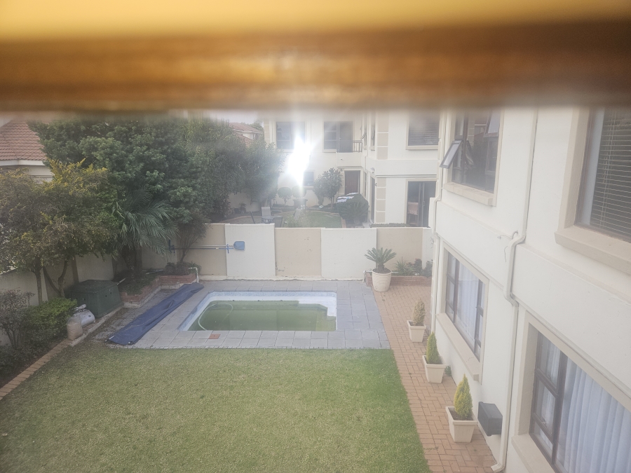 5 Bedroom Property for Sale in Eden Glen Gauteng