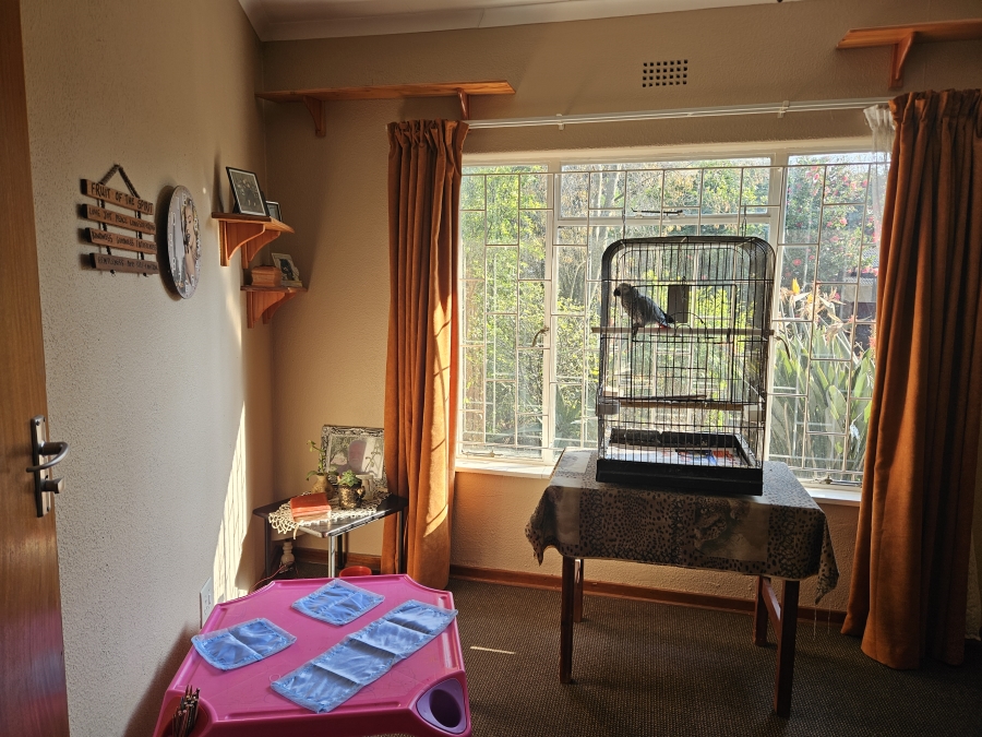 4 Bedroom Property for Sale in Breaunanda Gauteng