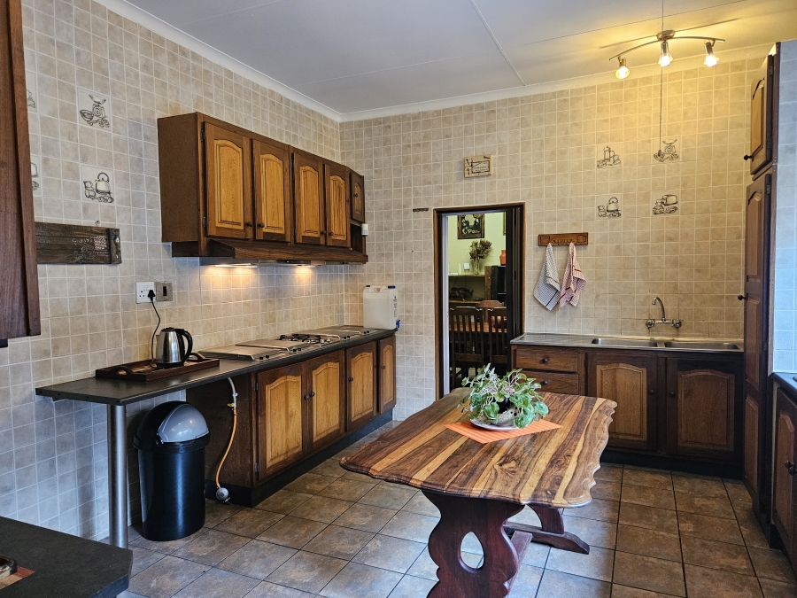 4 Bedroom Property for Sale in Breaunanda Gauteng