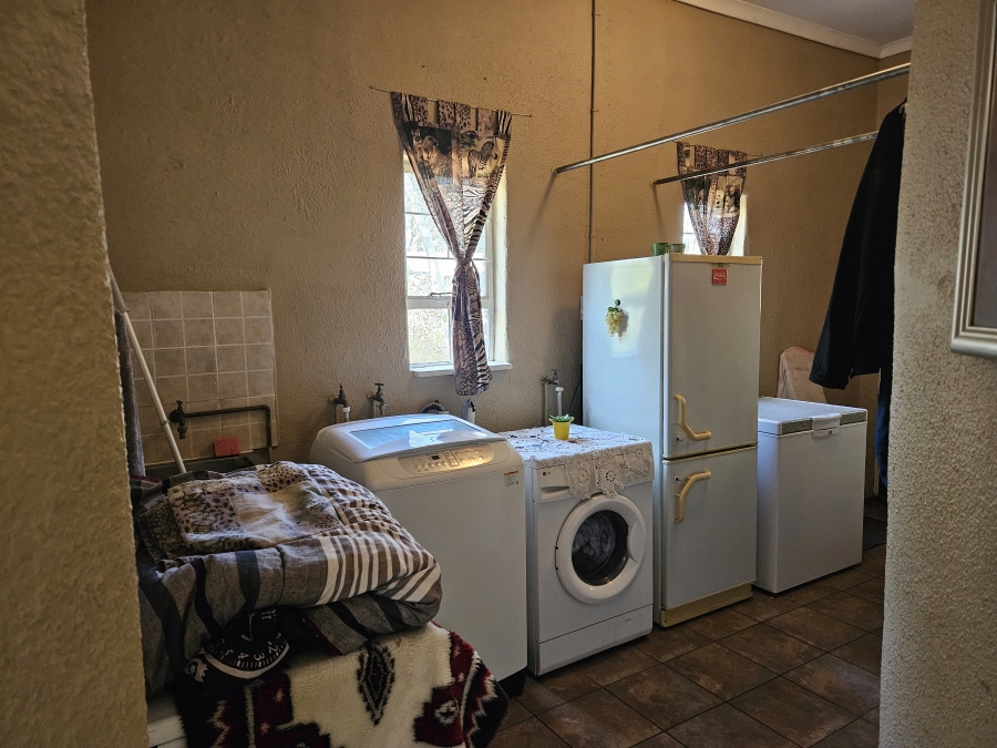 4 Bedroom Property for Sale in Breaunanda Gauteng