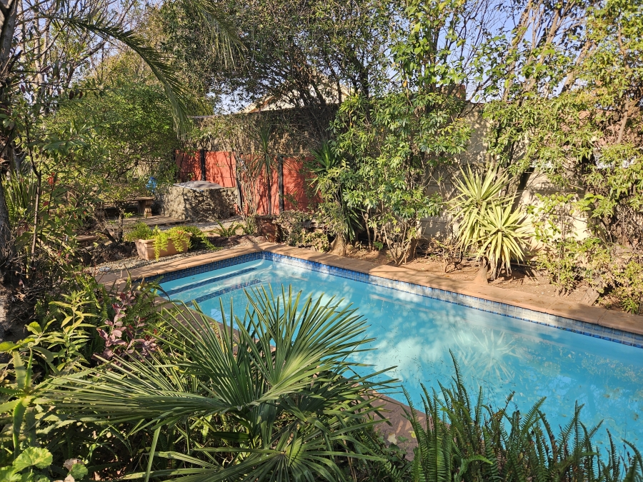 4 Bedroom Property for Sale in Breaunanda Gauteng