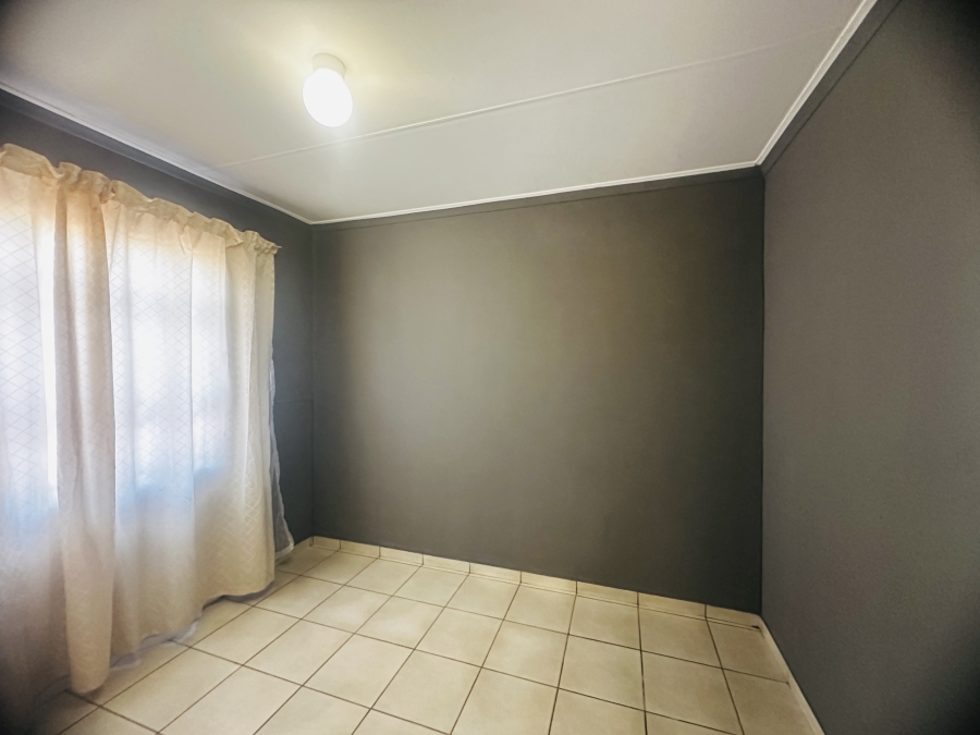 3 Bedroom Property for Sale in Pollak Park Gauteng